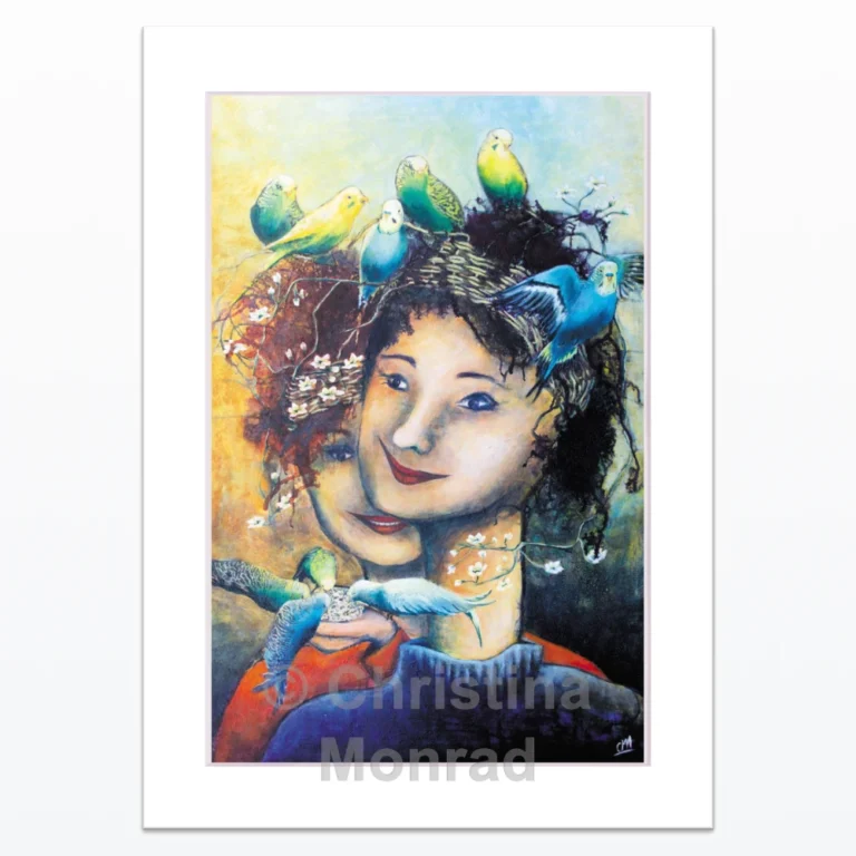 Farverigt maleri af kvinde med fuglerede i håret og flere undulater omkring hovedet, med blomster og spejlingseffekt i baggrunden, malet af Christina Monrad.