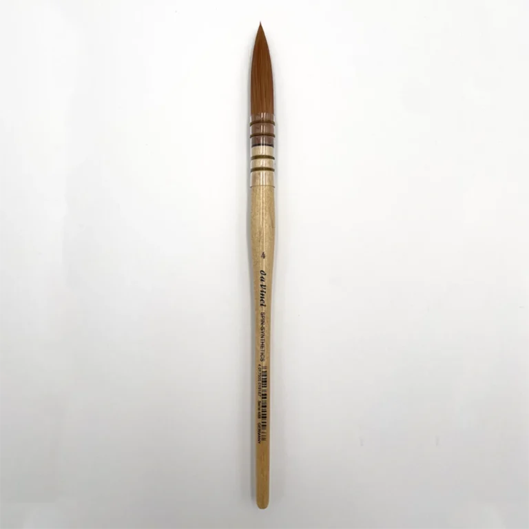 Med da Vinci SPIN synthetics 4 får du en super god akvarelpensel, som kan holde masser af vand og farve